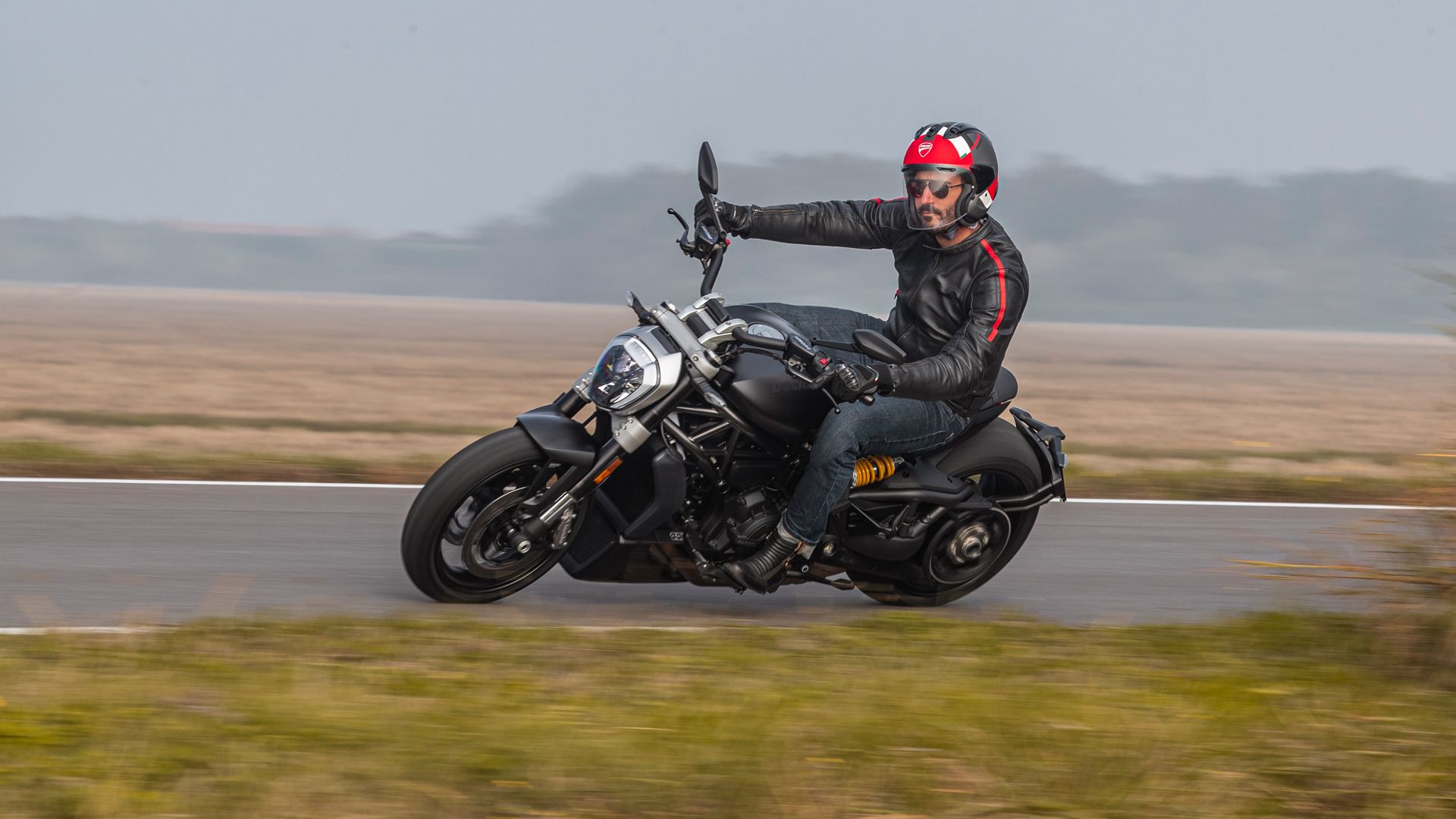 Ducati XDiavel Dark 2021 18