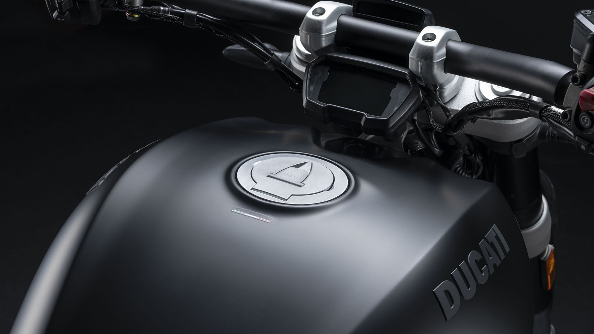 Ducati XDiavel Dark 2021 19