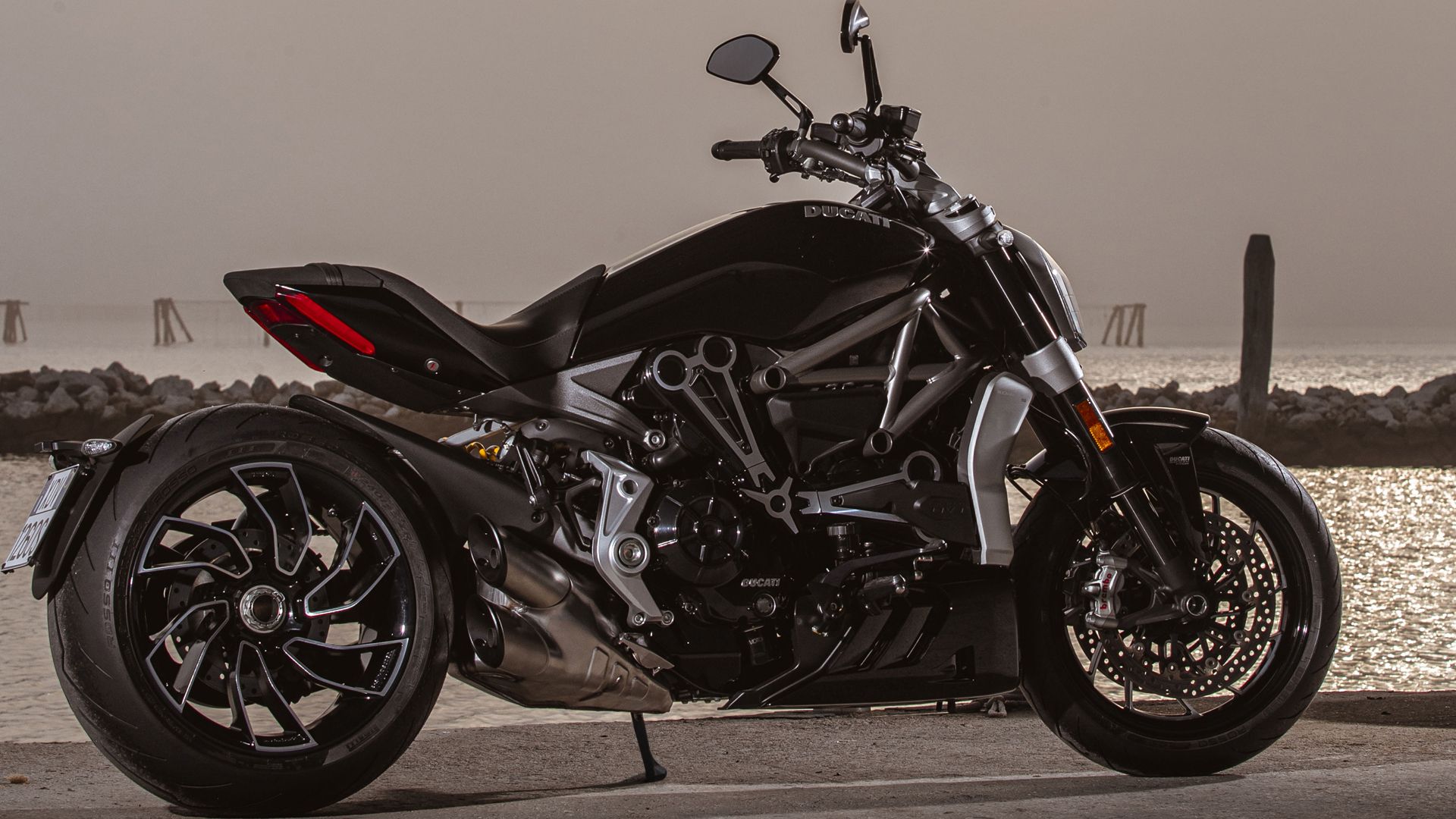 Ducati XDiavel S 2021 05
