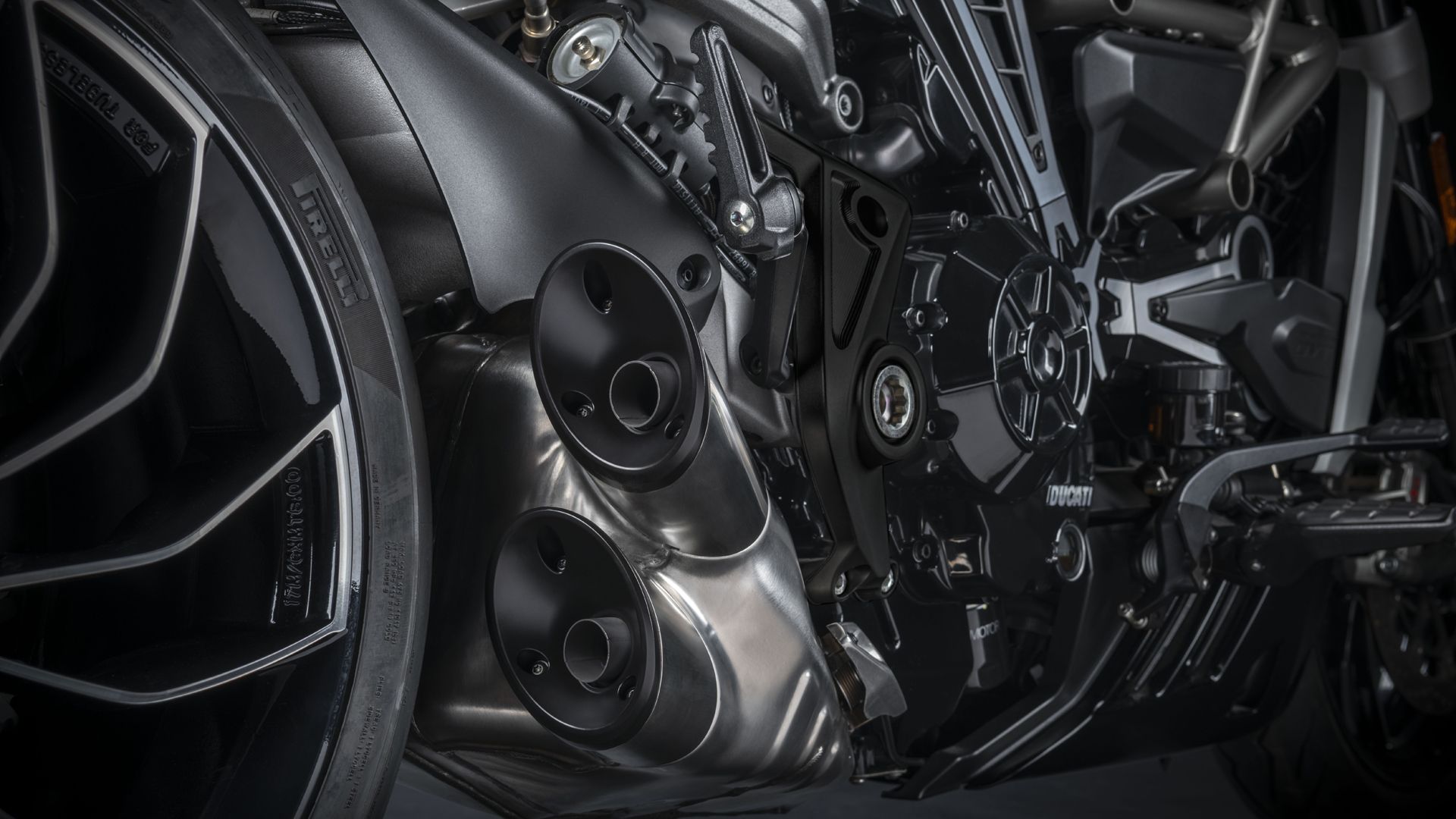 Ducati XDiavel S 2021 08