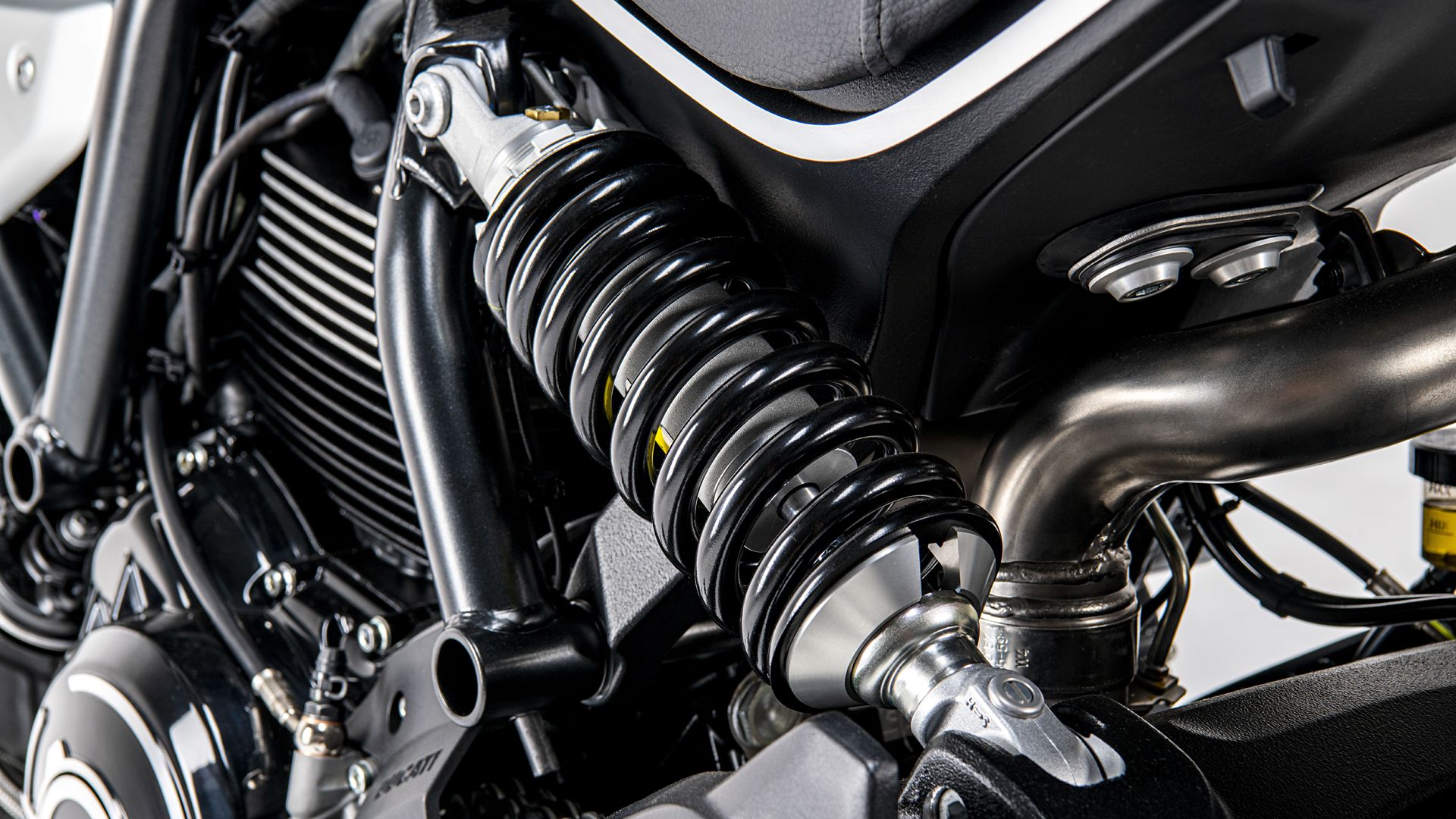 Ducati Scrambler 1100 Dark Pro 2021 22