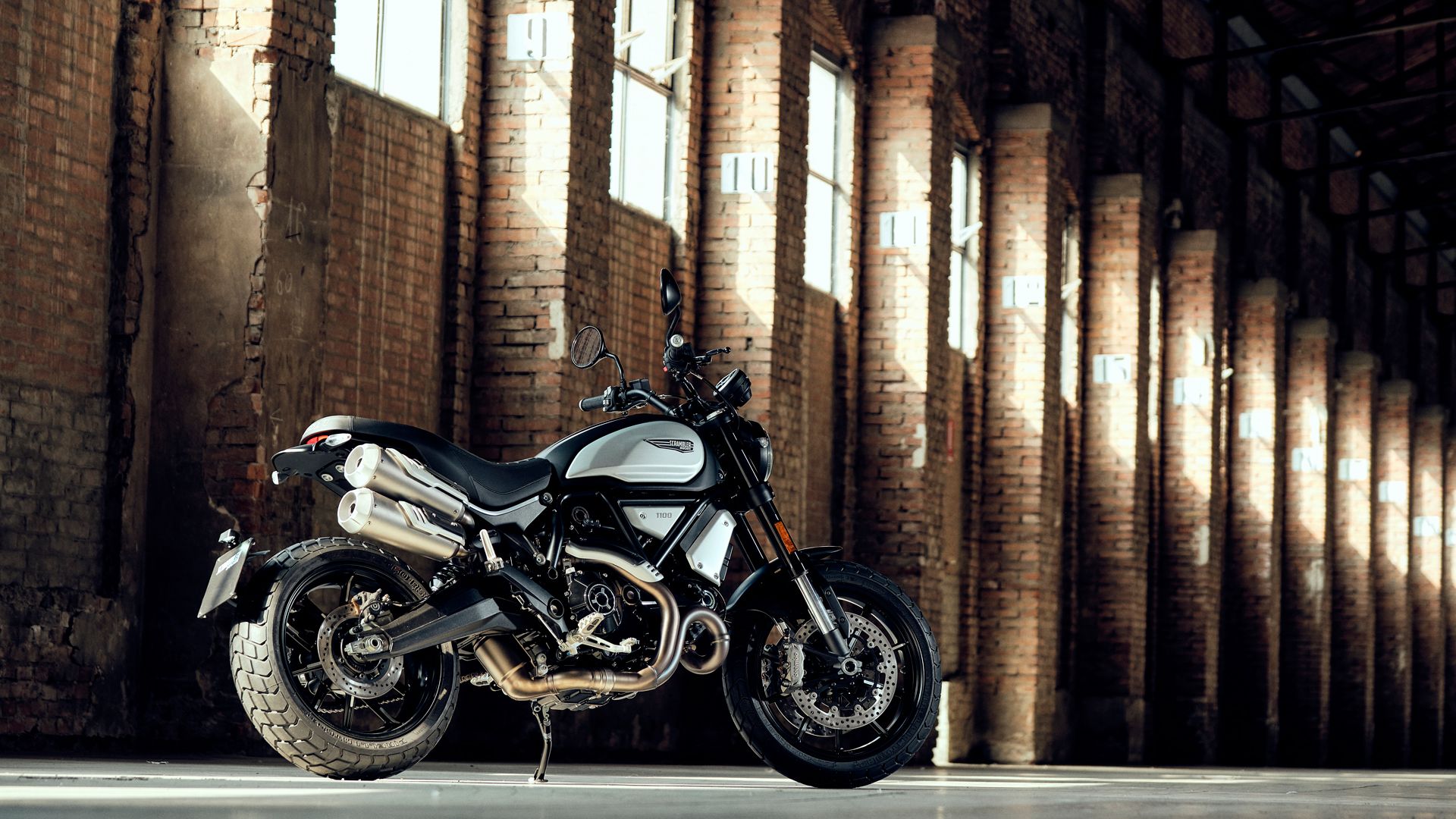 Ducati Scrambler 1100 Dark Pro 2021 08