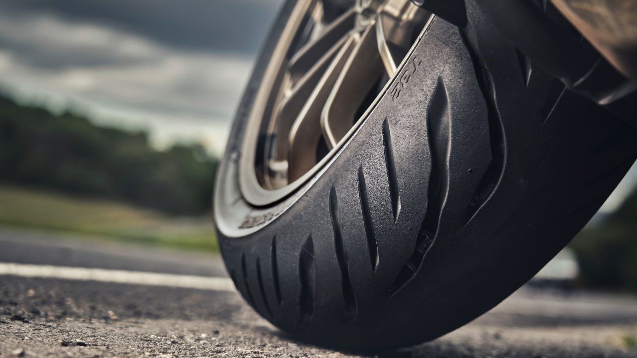 Bridgestone Battlax Sport Touring T32 