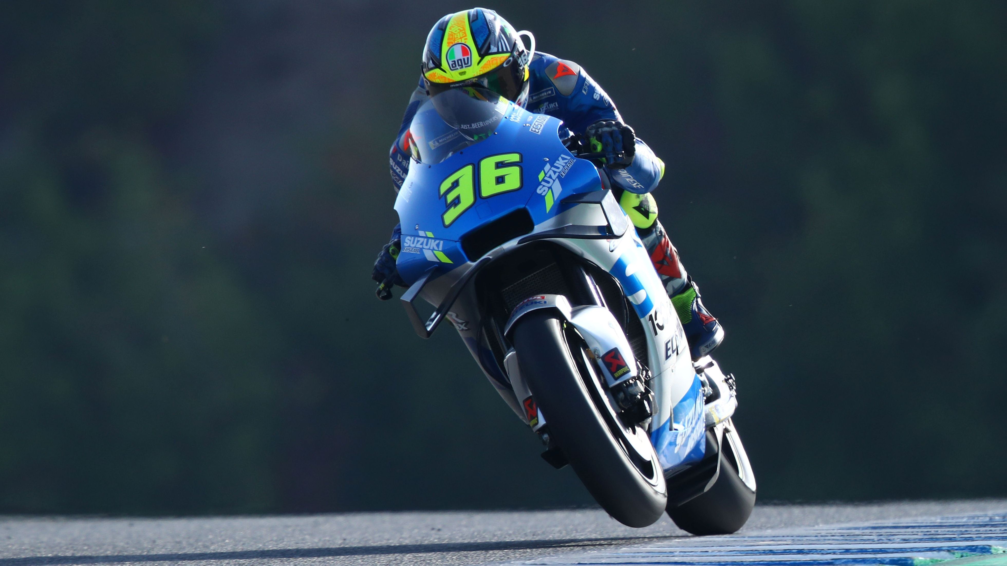 GP España - La temporada empezó fatal, con un cero tras irse al suelo