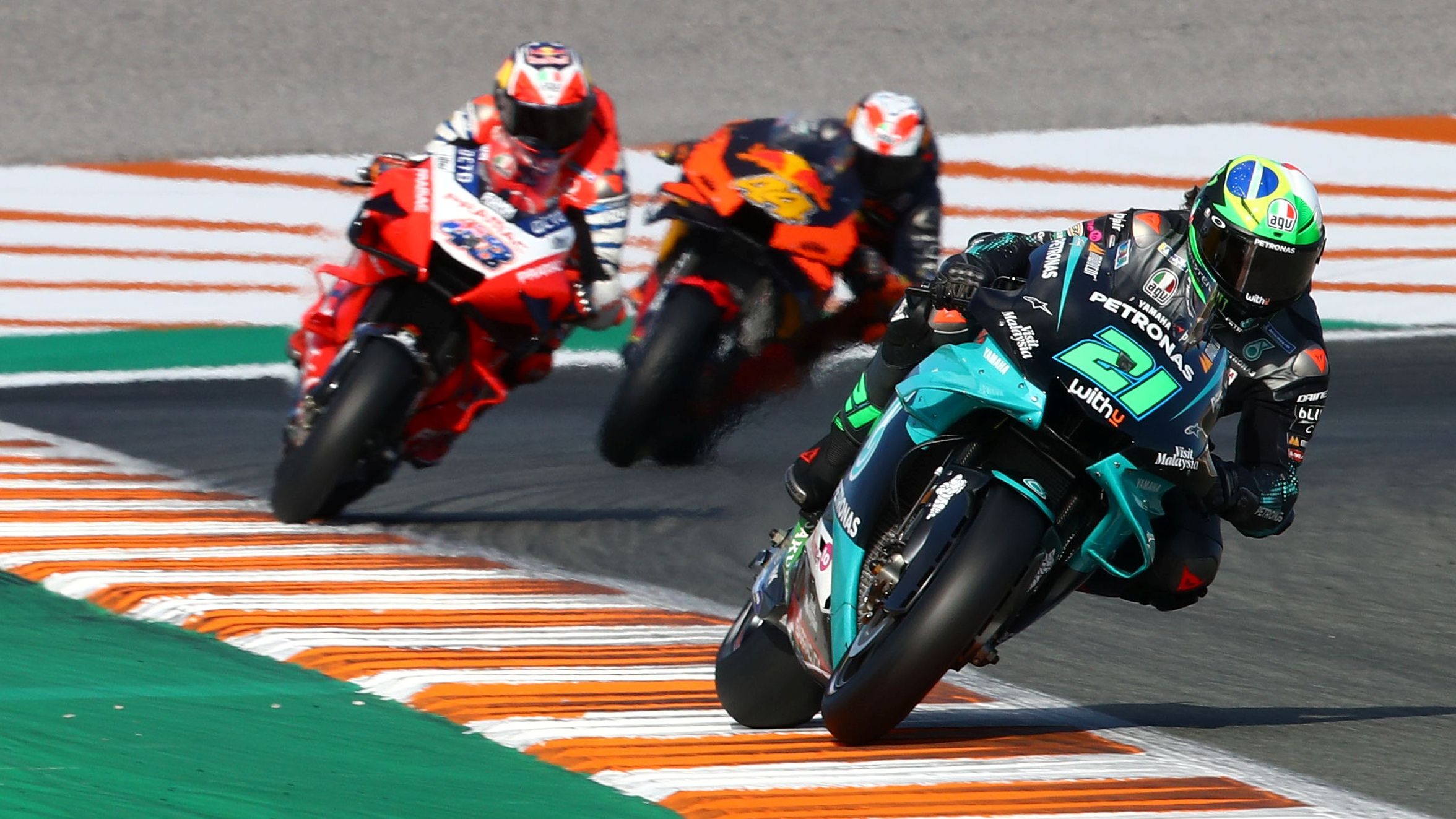 Franco Morbidelli coge metros sobre Jack Miller y Pol Espargaró