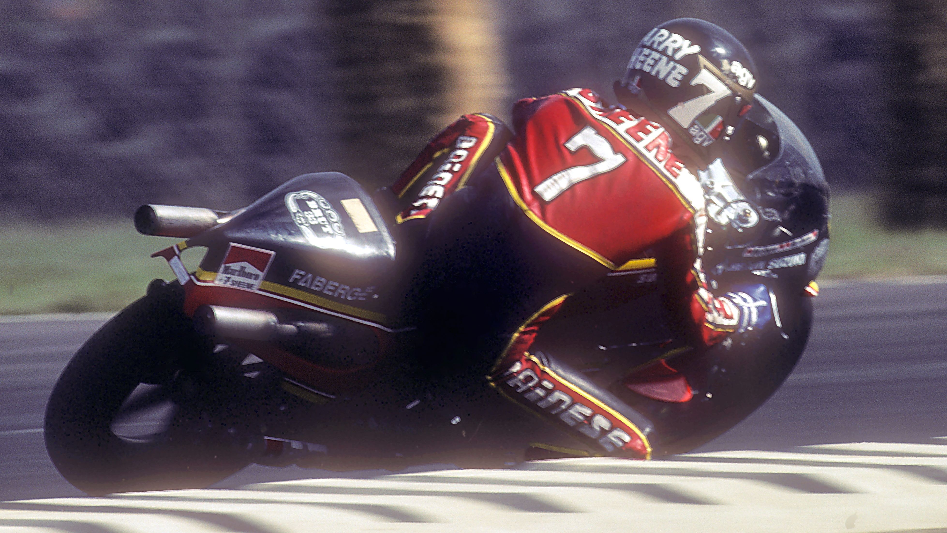 El 7 de Barry Sheene se convirtió en el primer número icónico de la marca