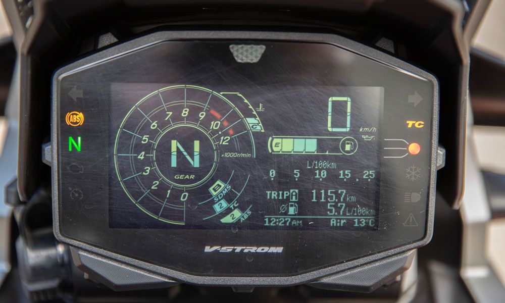 Esta versión XT cuenta con acelerador electrónico, tres modos de conducción y control de tracción regulable en tres niveles gestionado por una plataforma inercial.