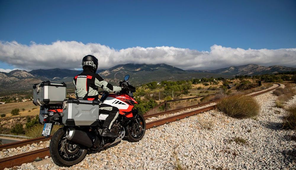 Suzuki V-Strom 1050 XT Suzuki V-Strom 1050 XT