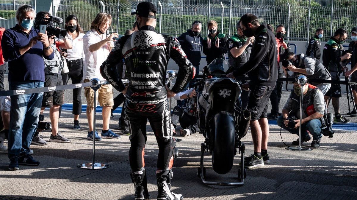 Kawasaki ZX 10RR WSBK test pretemporada 2021 7