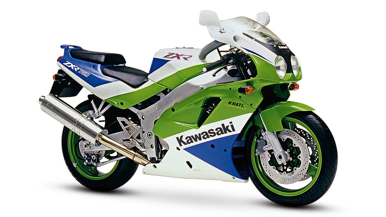 Kawasaki ZXR 750 1991. Pese a no ser la más potente de su clase, la verde ganó el título de Superbike en manos del piloto Scott Russell.