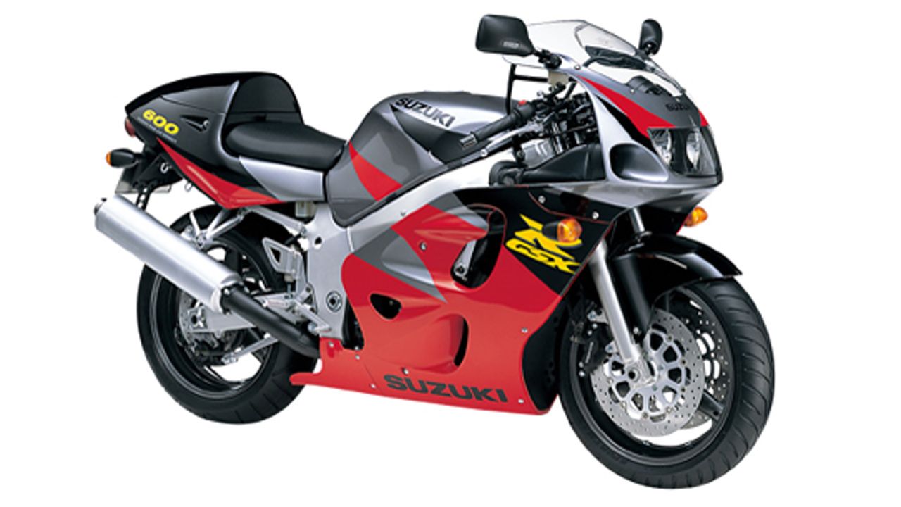 Suzuki GSX R600 1997. La 600 recurría a la estructura de la GSX R750, pero simplificada en apartados como las suspensiones, al recurrir a una horquilla de tipo convencional.