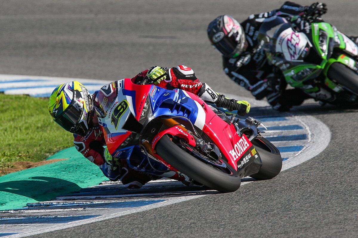 Test SBK Jerez 2020   Álvaro Bautista y Lucas Mahias