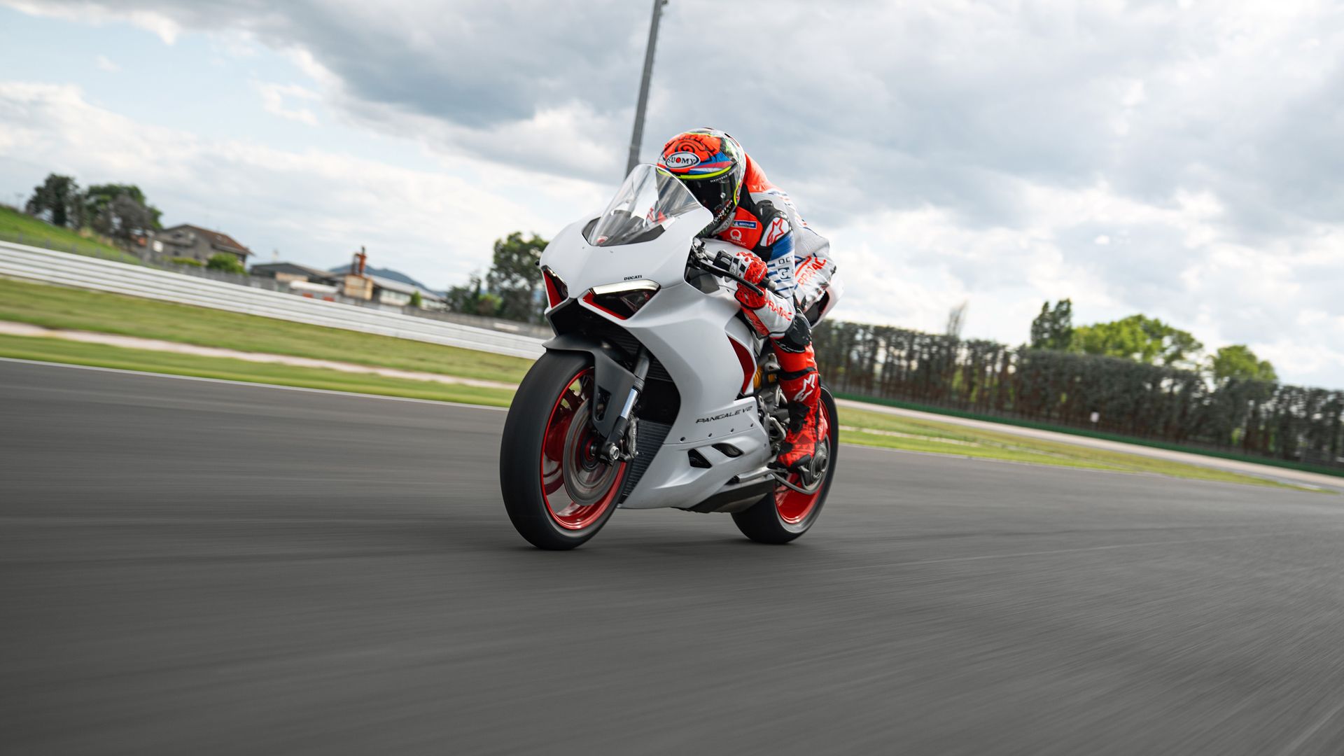 Ducati Panigale V2 2021 04