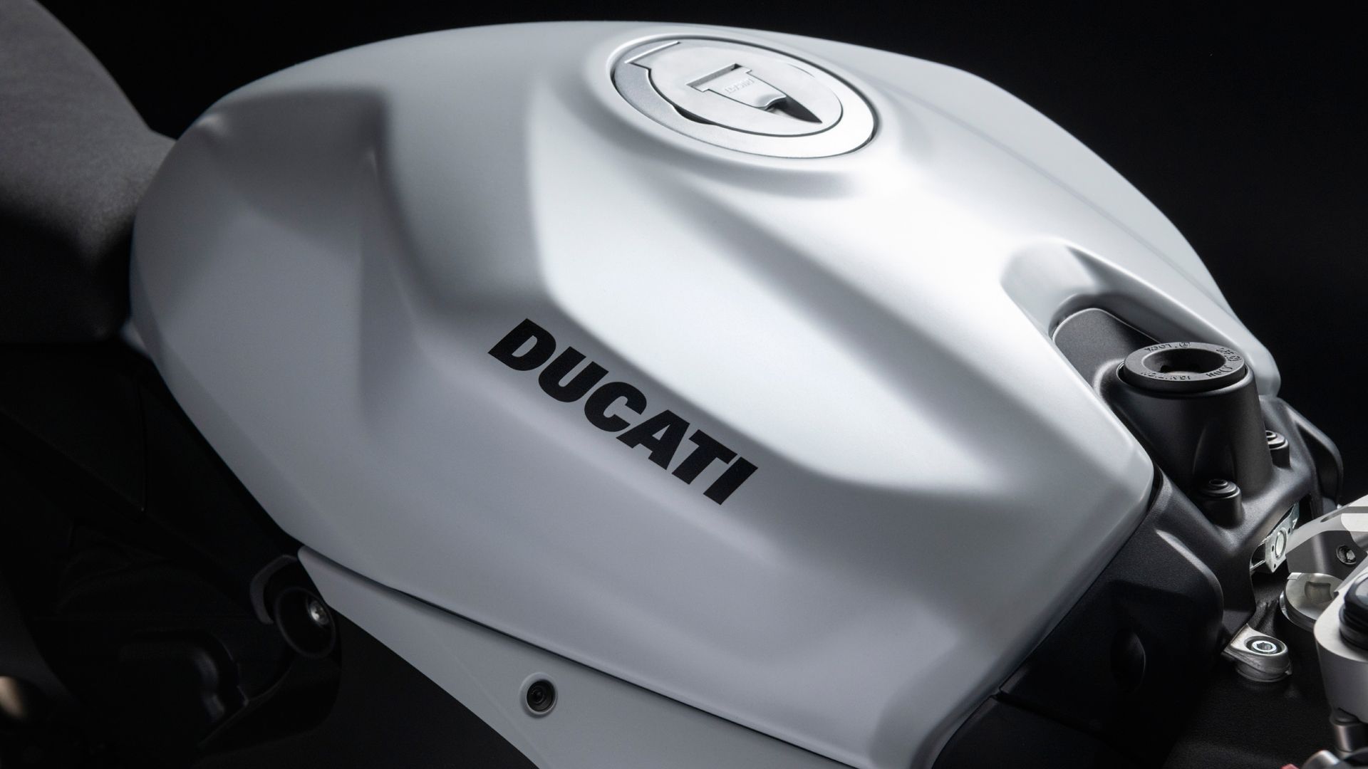 Ducati Panigale V2 2021 09