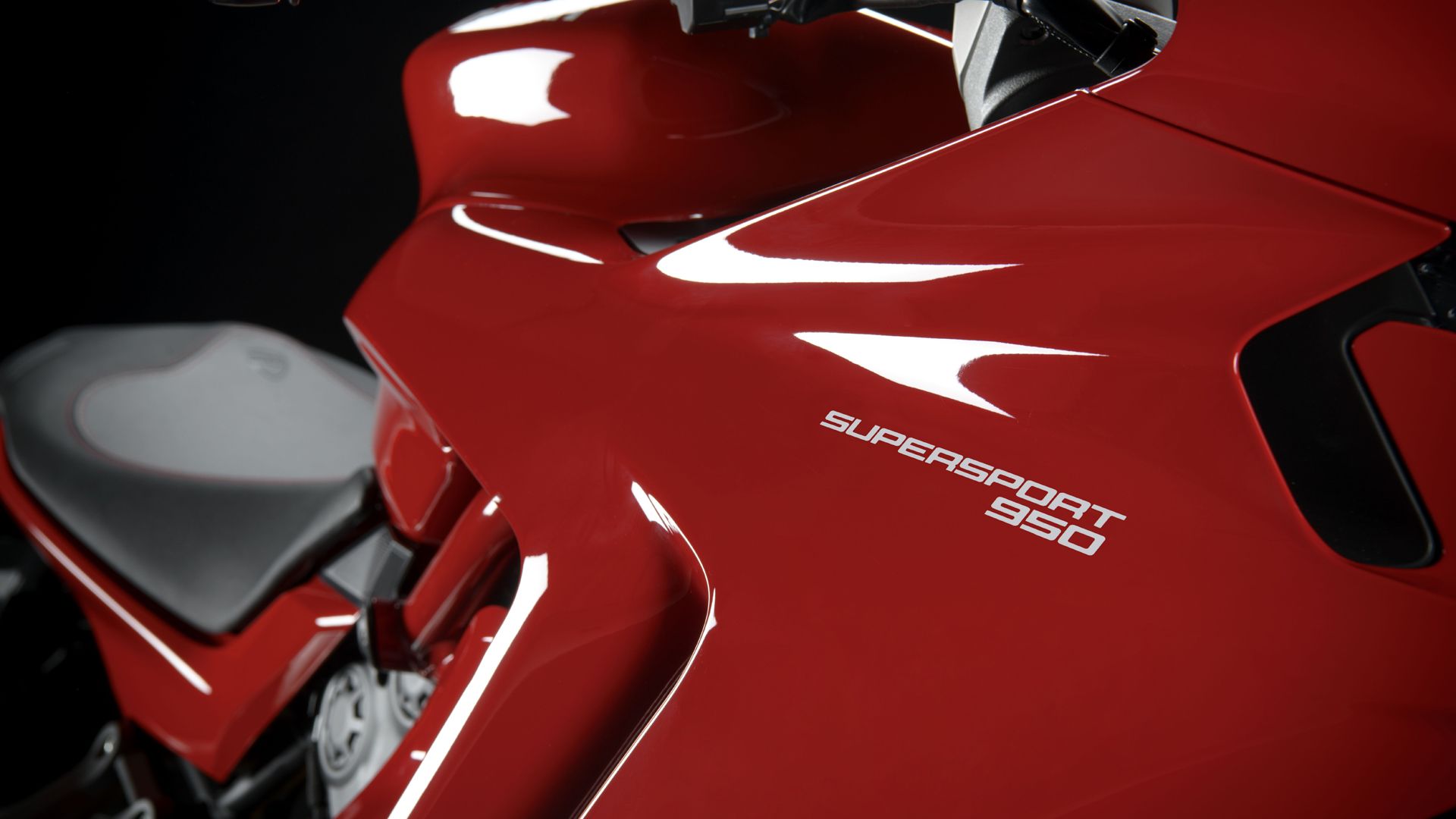 Ducati Supersport 950 2021 06