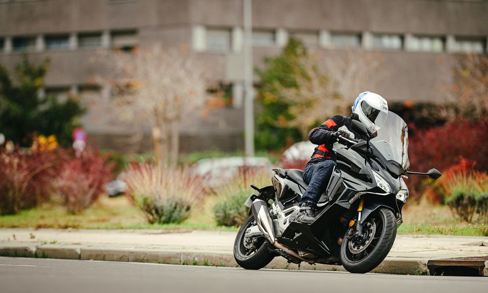 Honda Forza 750