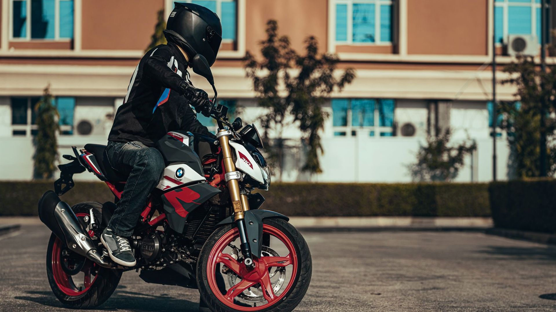 BMW G310R 2021 01