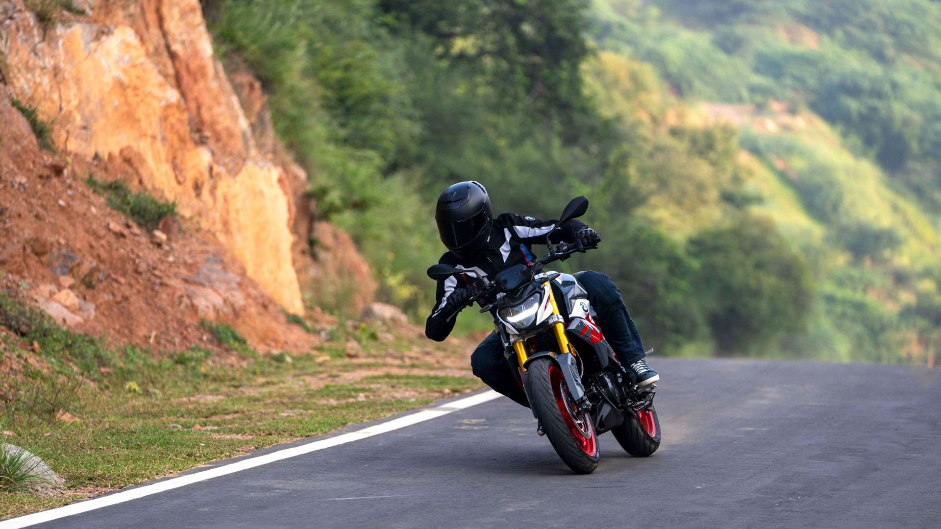 BMW G310R 2021 08