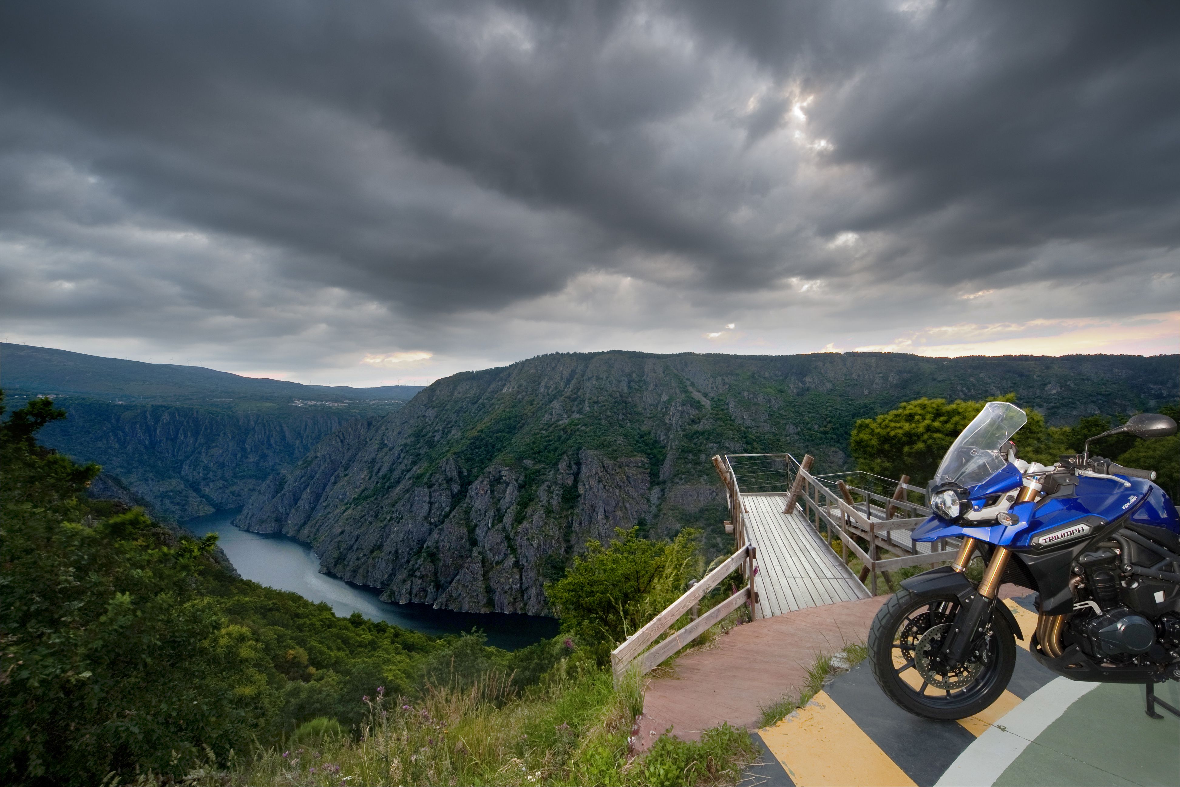 Rutas en moto por el norte. El Sil