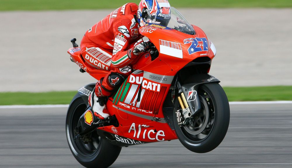 Casey Stoner fue campeón de MotoGP en 2007 con Ducati Casey Stoner fue campeón de MotoGP en 2007 con Ducati