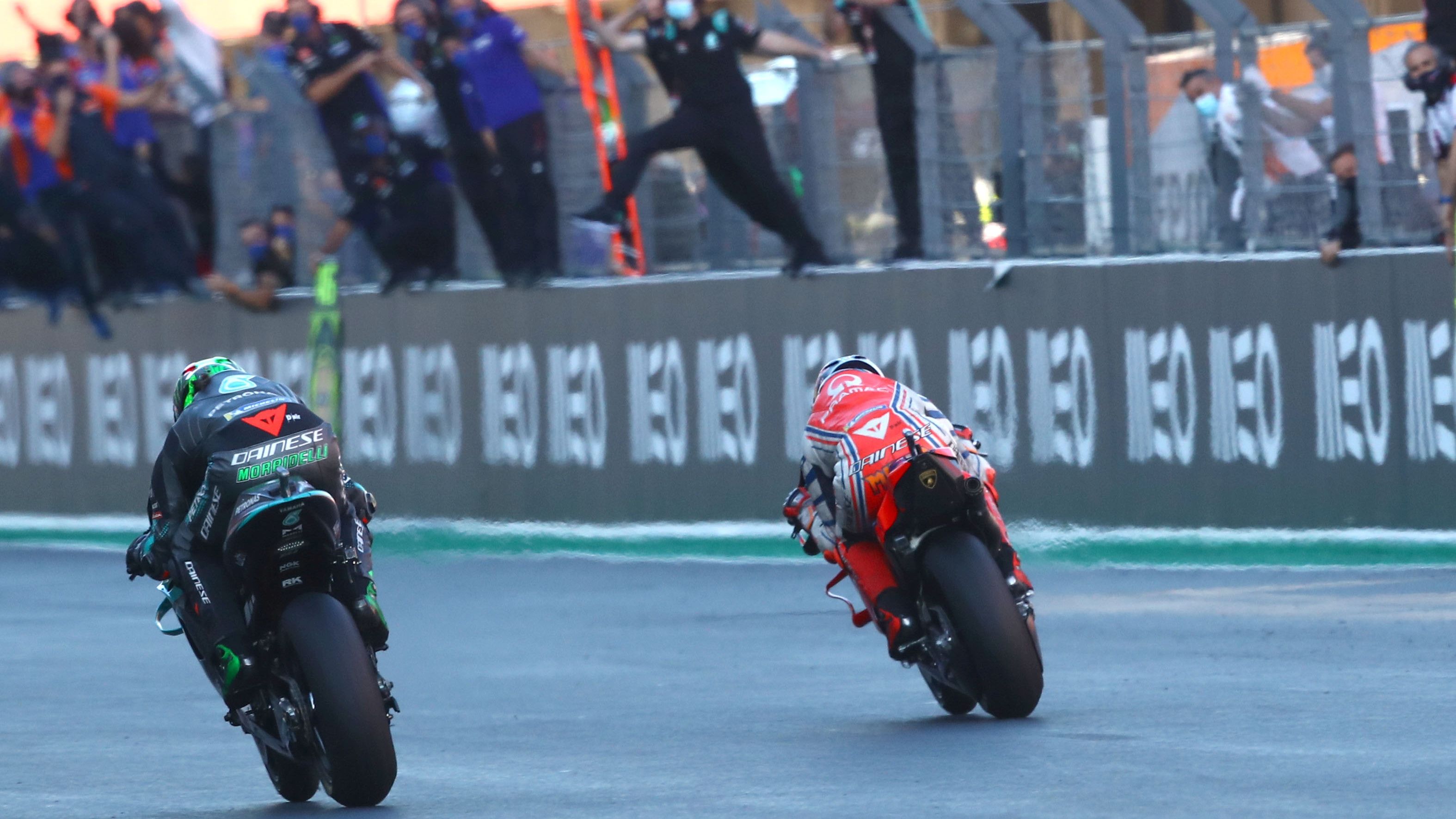 Jack Miller entra en meta segundo por delante de Franco Morbidelli
