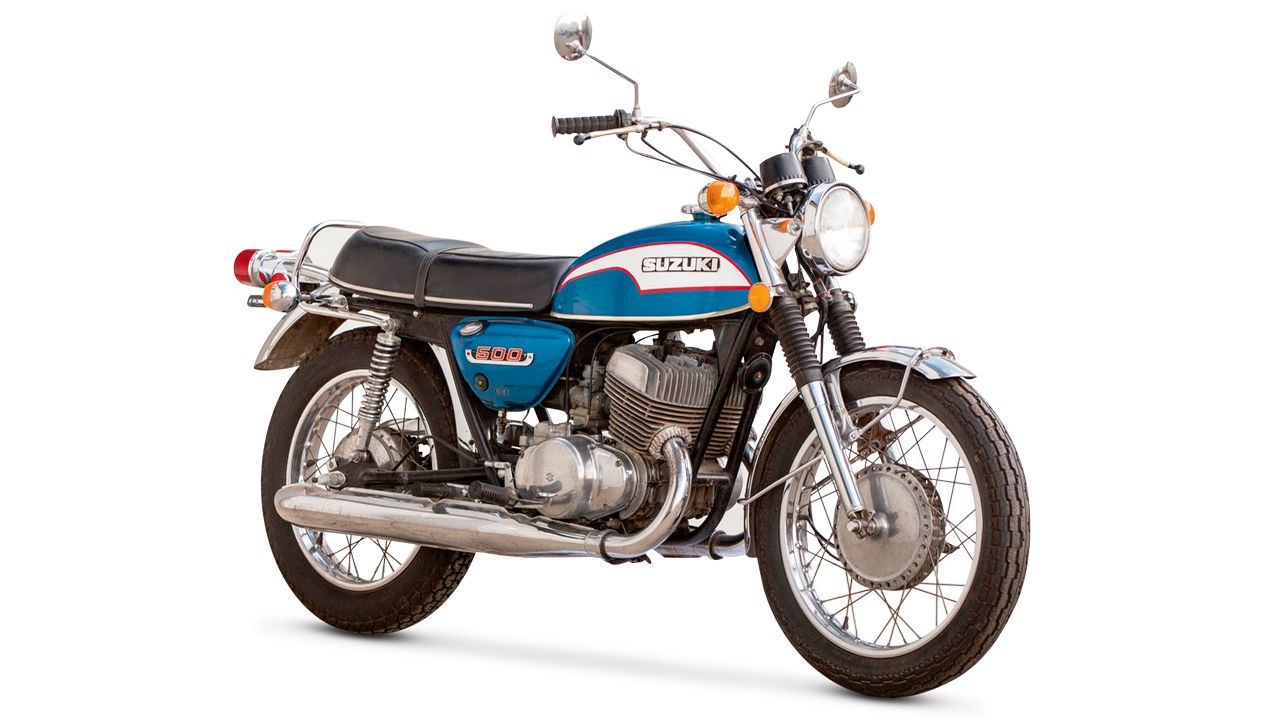 Suzuki T500 Titan 1968. Motor: 2T, 2 cilindros en línea, 492 cc, 47 CV a 7.000 rpm.