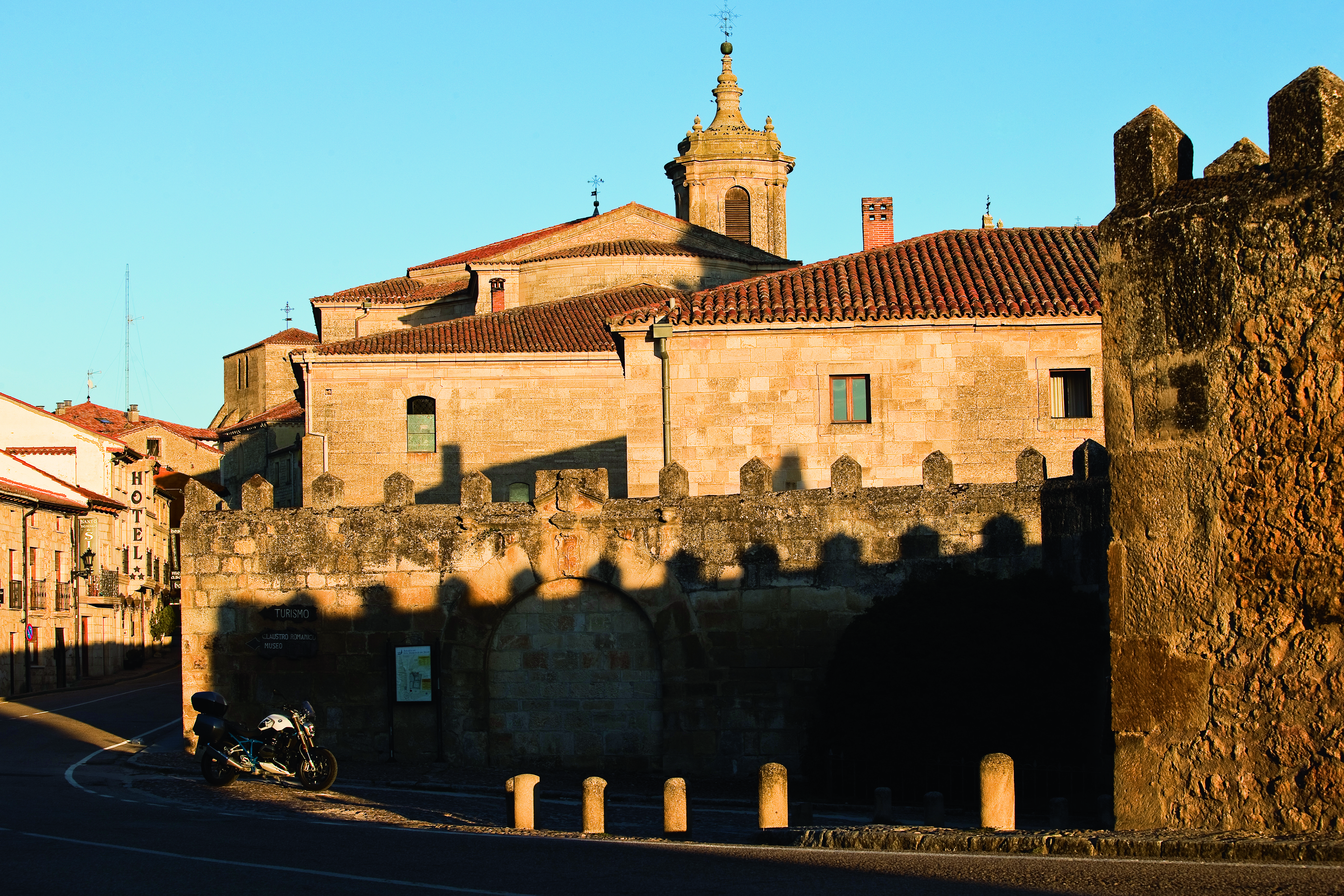 Las mejores rutas por la España interior. Silos