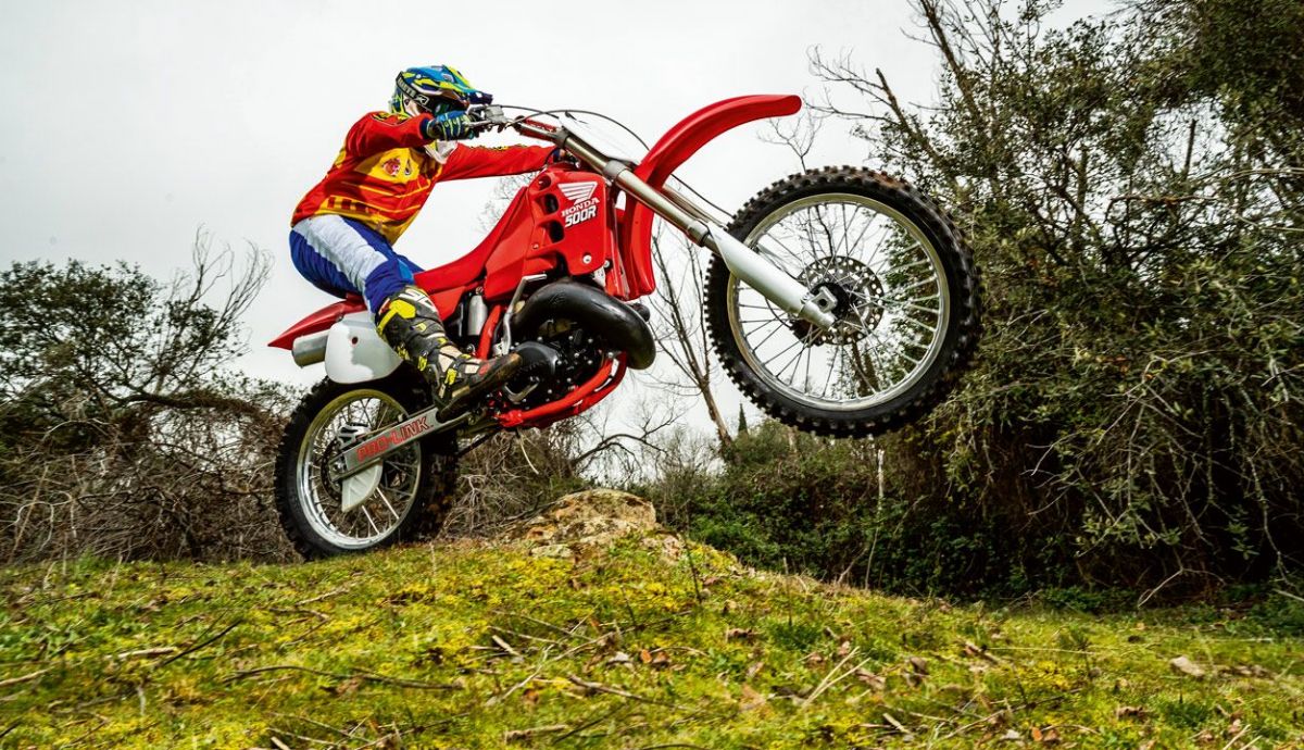 Comparativa off road 500: Honda CR, Husqvarna CR y Yamaha XT