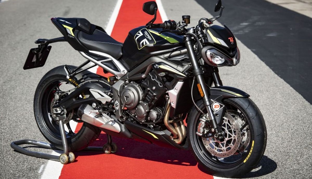 La Triumph Street Triple RS exclusiva para el campeón del trofeo