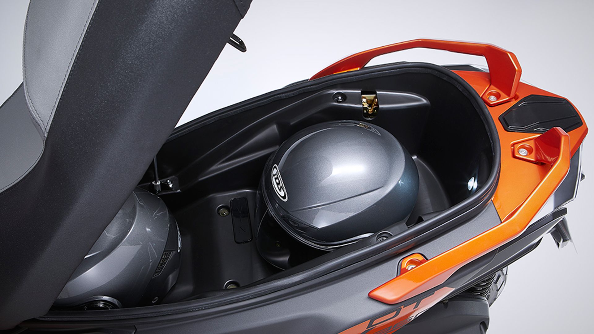 Kymco DTX360 2021 10
