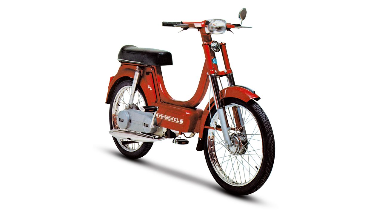 Vespino 50 1968-1996. Motor: 2 tiempos, un cilindro inclinado, 49 cc, 3,8 CV a 6.500 rpm. Chasis: Cuna abierta de acero, basculante monobrazo. Peso: 55 kg.