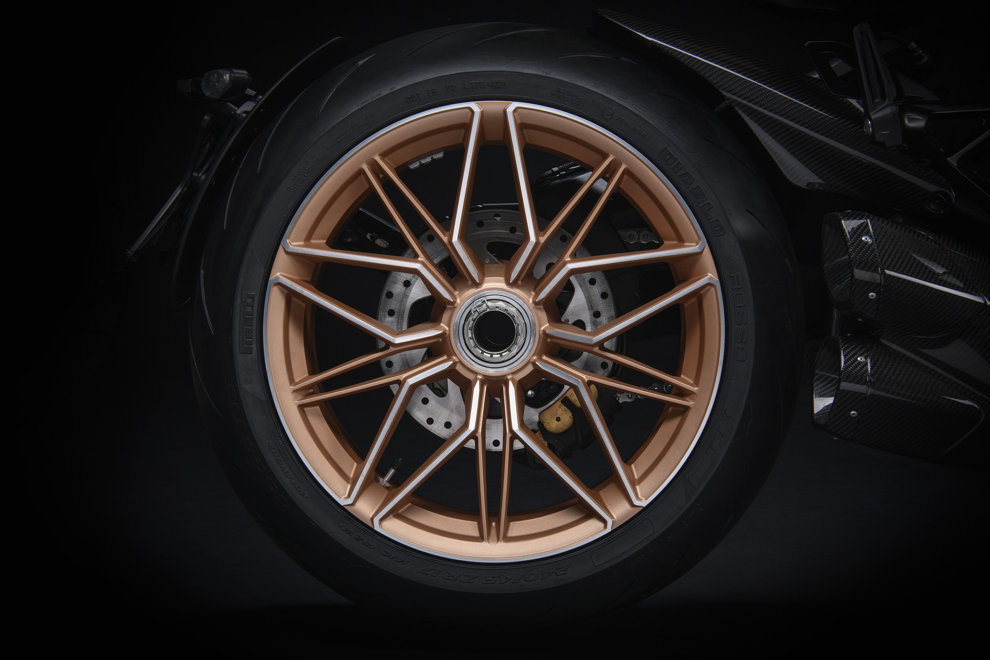 DUCATI DIAVEL 1260 LAMBORGHINI 14 UC213106 Mid