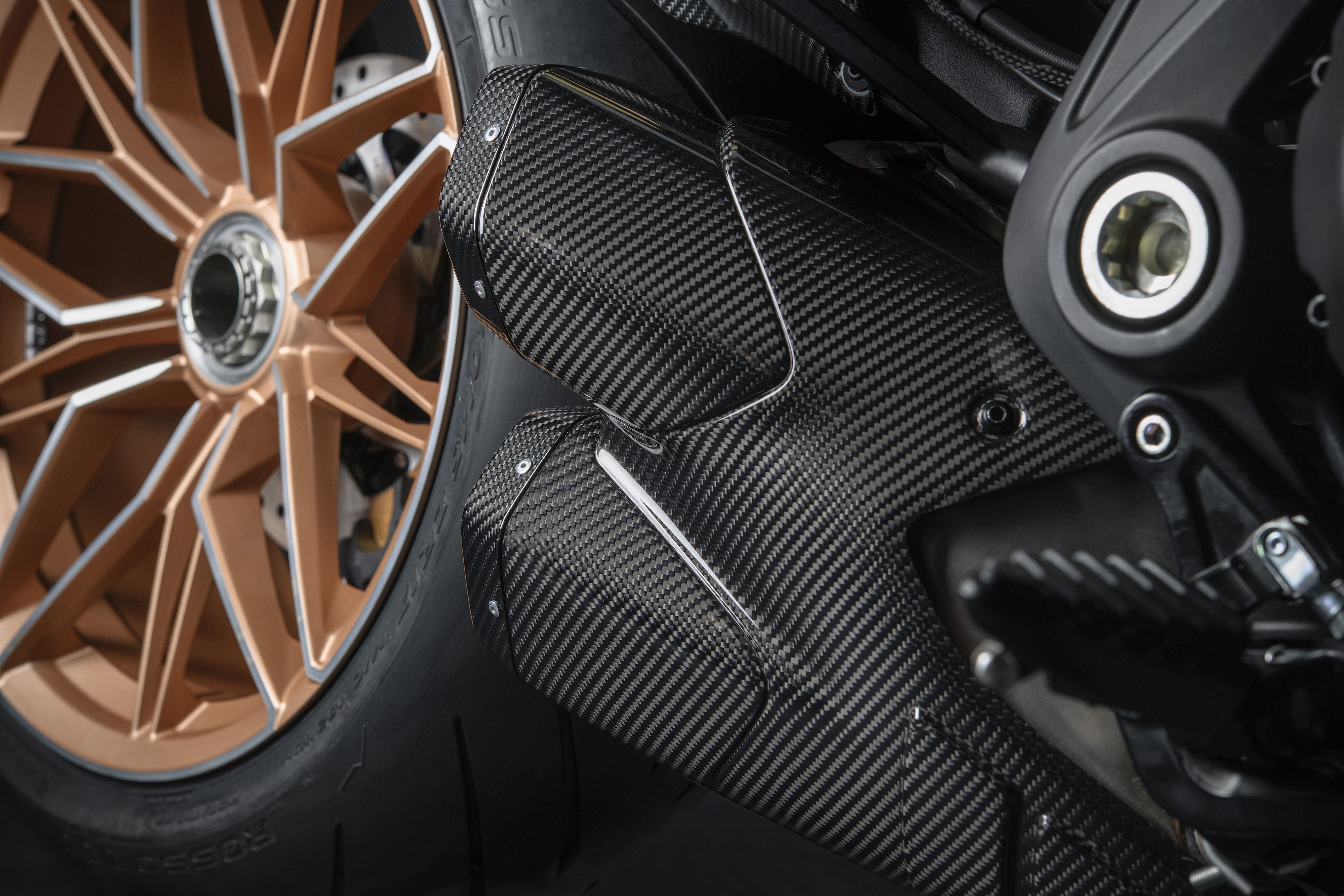 DUCATI DIAVEL 1260 LAMBORGHINI 17 UC213110 Mid