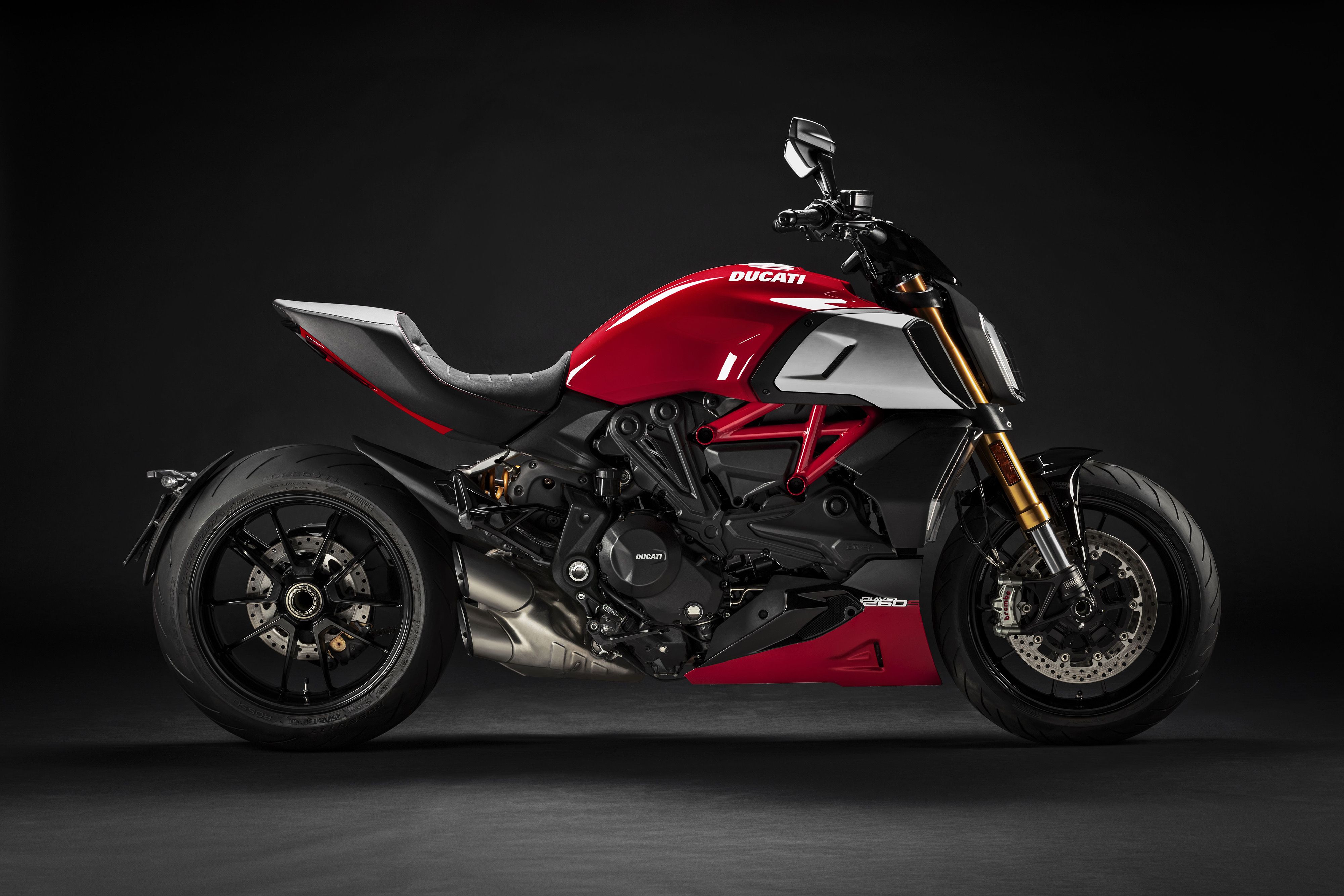 MY20 DUCATI DIAVEL 1260 S 01 UC101622 Mid