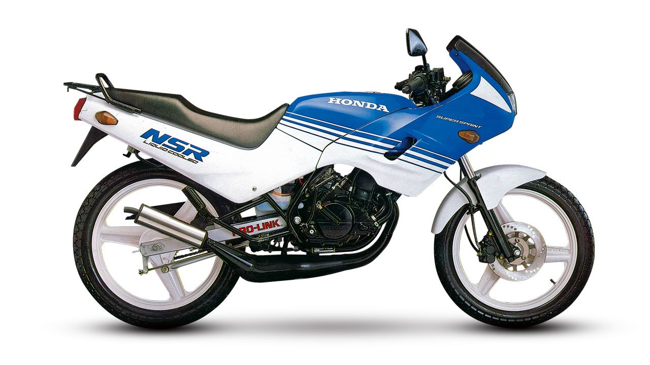 Honda NSR75 1989. Motor: 2 tiempos, un cilindro vertical, 74,9 cc, 14 CV a 9.500 rpm.