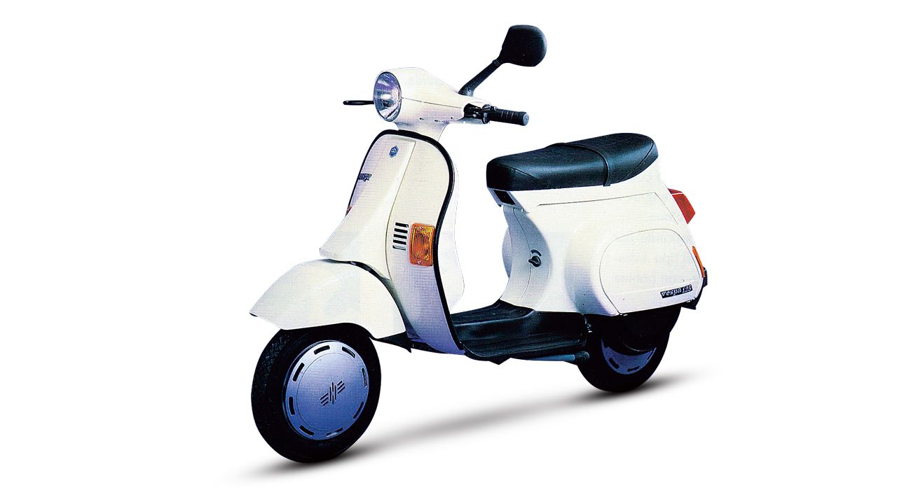 Vespa 75 FL 1991. Evolución de la popular PK, con pequeñas mejoras en el cambio y el embrague.