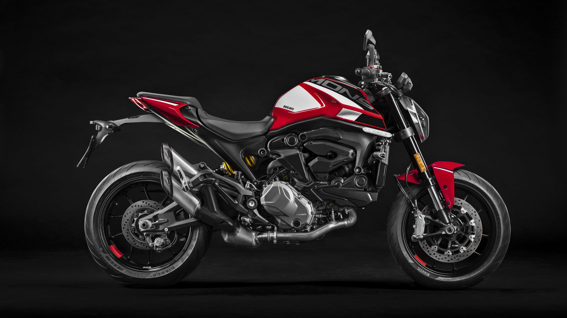 Ducati Monster Plus 2021 10