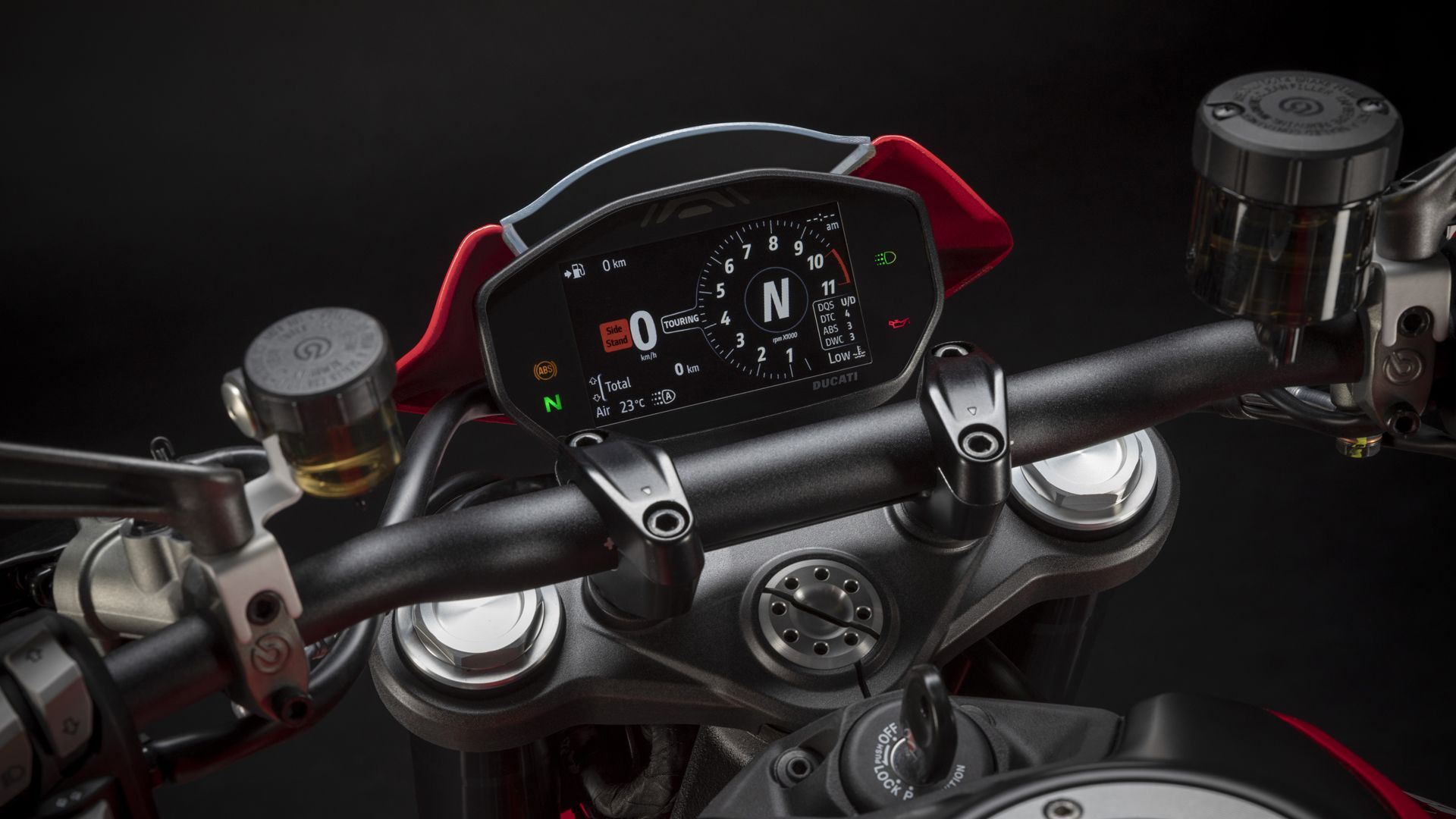 Ducati Monster Plus 2021 24