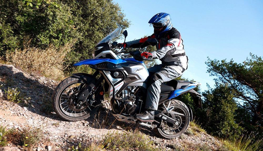 Macbor Montana XR5: En campo ha resultado ser muy divertida