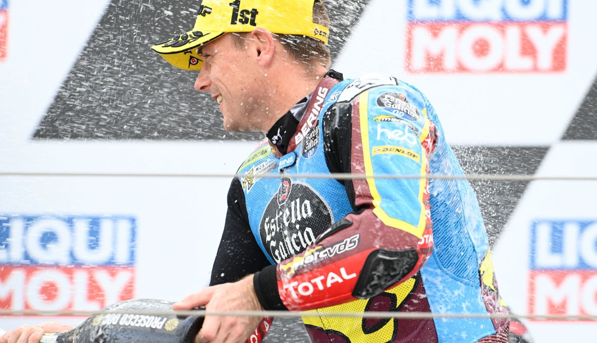 Sam Lowes logró su tercera victoria seguida en el GP de Teruel Sam Lowes logró su tercera victoria seguida en el GP de Teruel