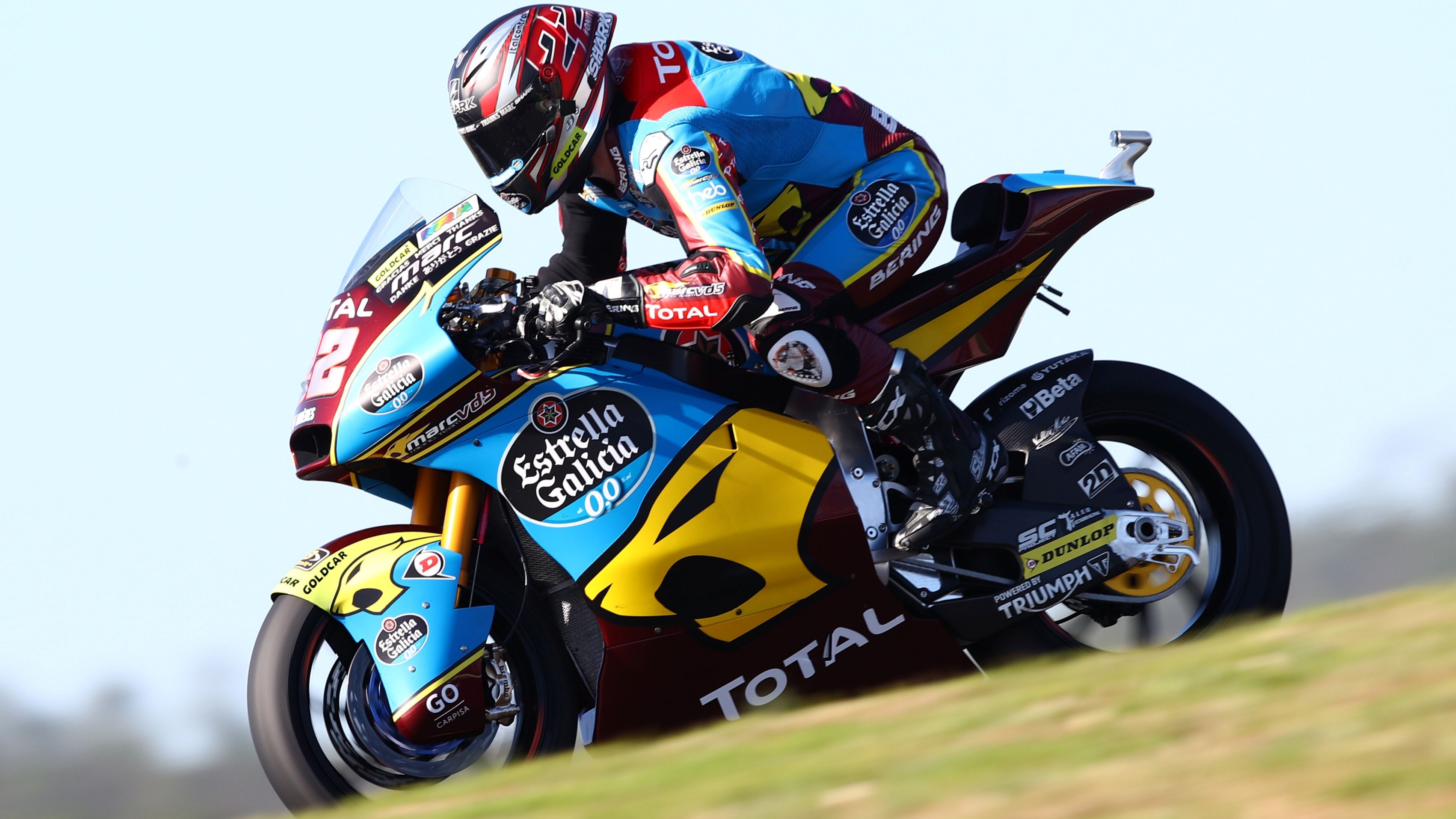 Sam Lowes acabó la temporada con una increíble gesta en Portimao