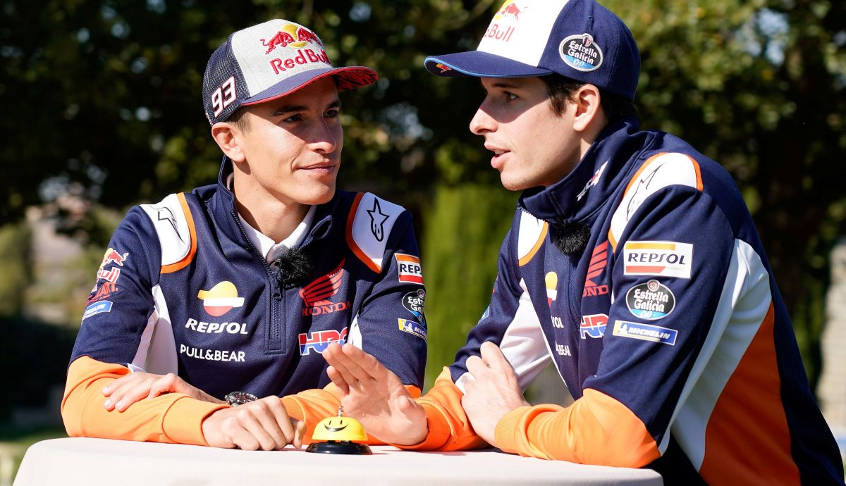 Marc Márquez y Álex Márquez en un acto de Repsol Marc Márquez y Álex Márquez en un acto de Repsol