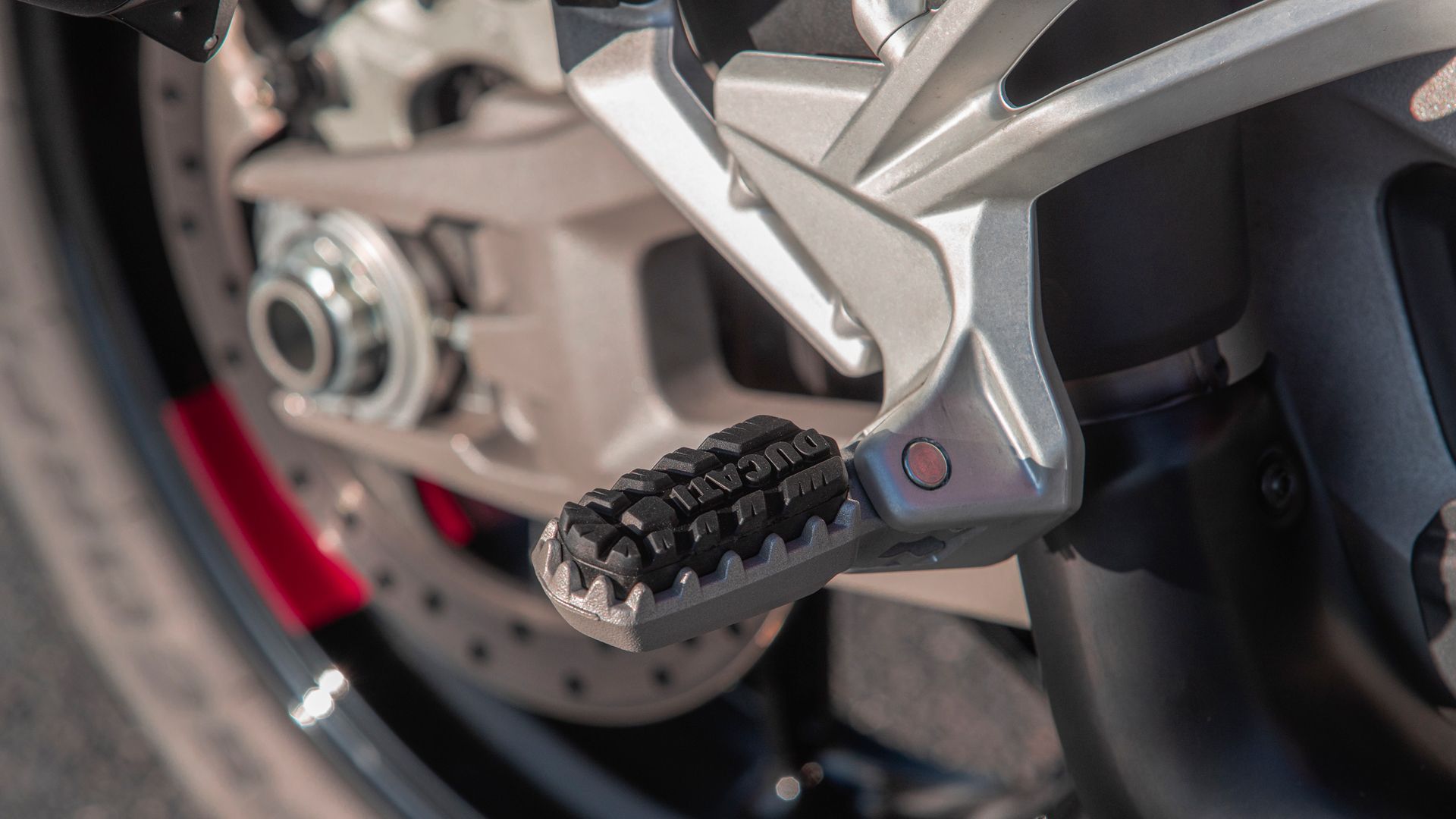Ducati Multistrada V4 2021 1