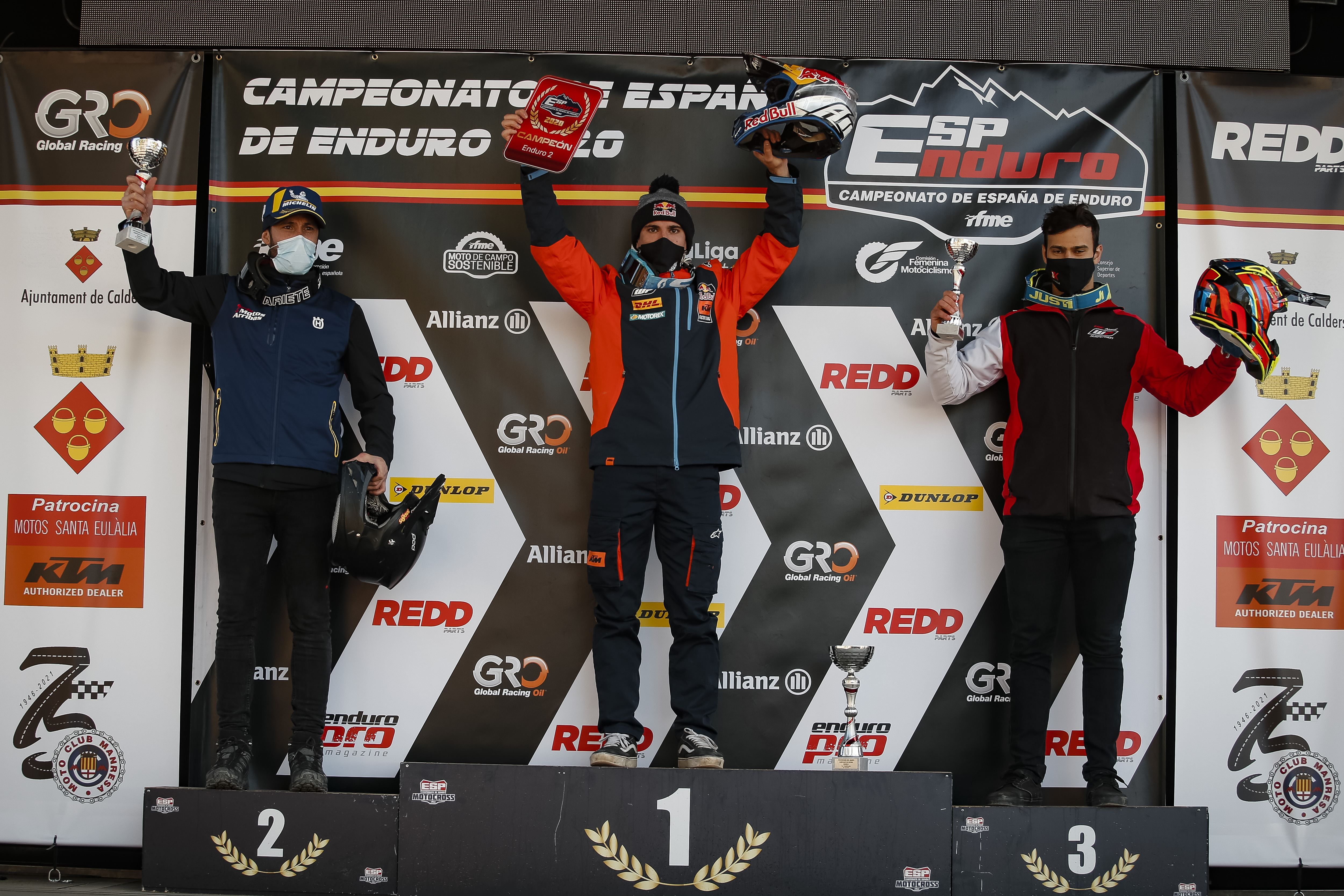 Podio E2 Manresa. Josep García, Víctor Guerrero y Nikolas Kutulas.