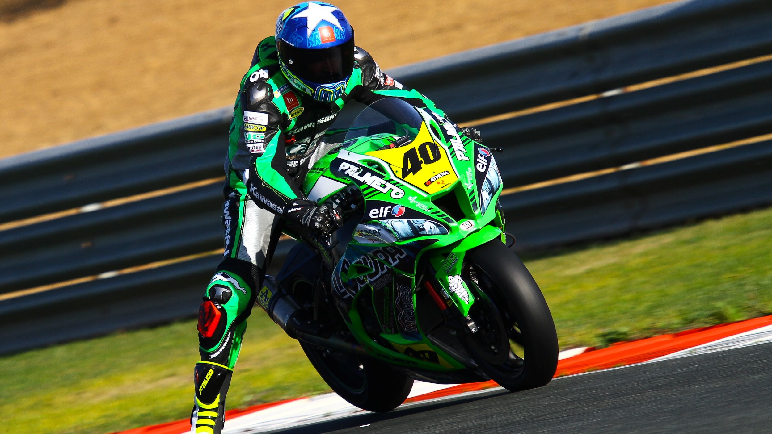 Roman Ramos cierra su círculo de títulos al ser campeón de España de Superbike 2020