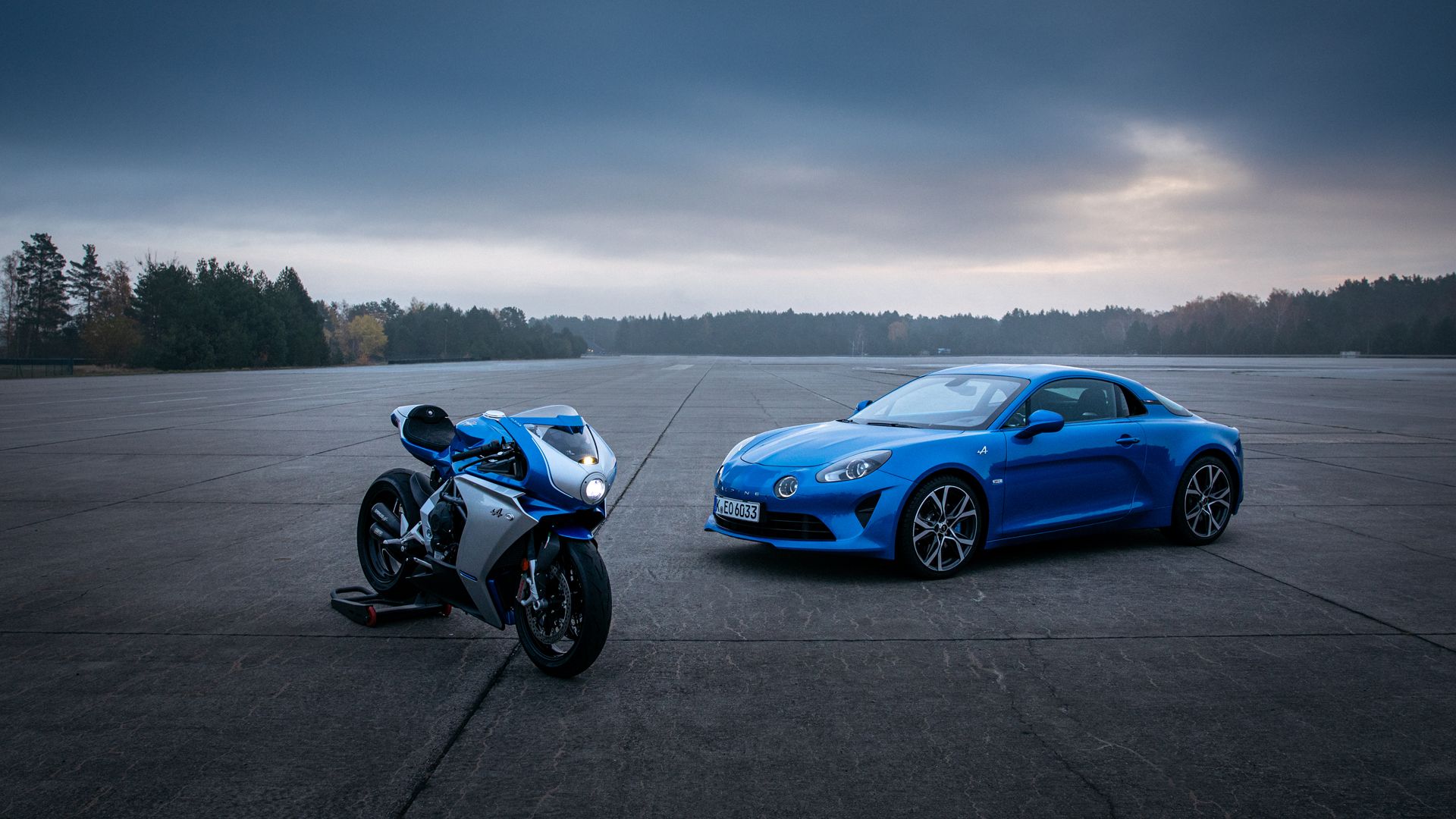 MV Agusta Superveloce Alpine 04