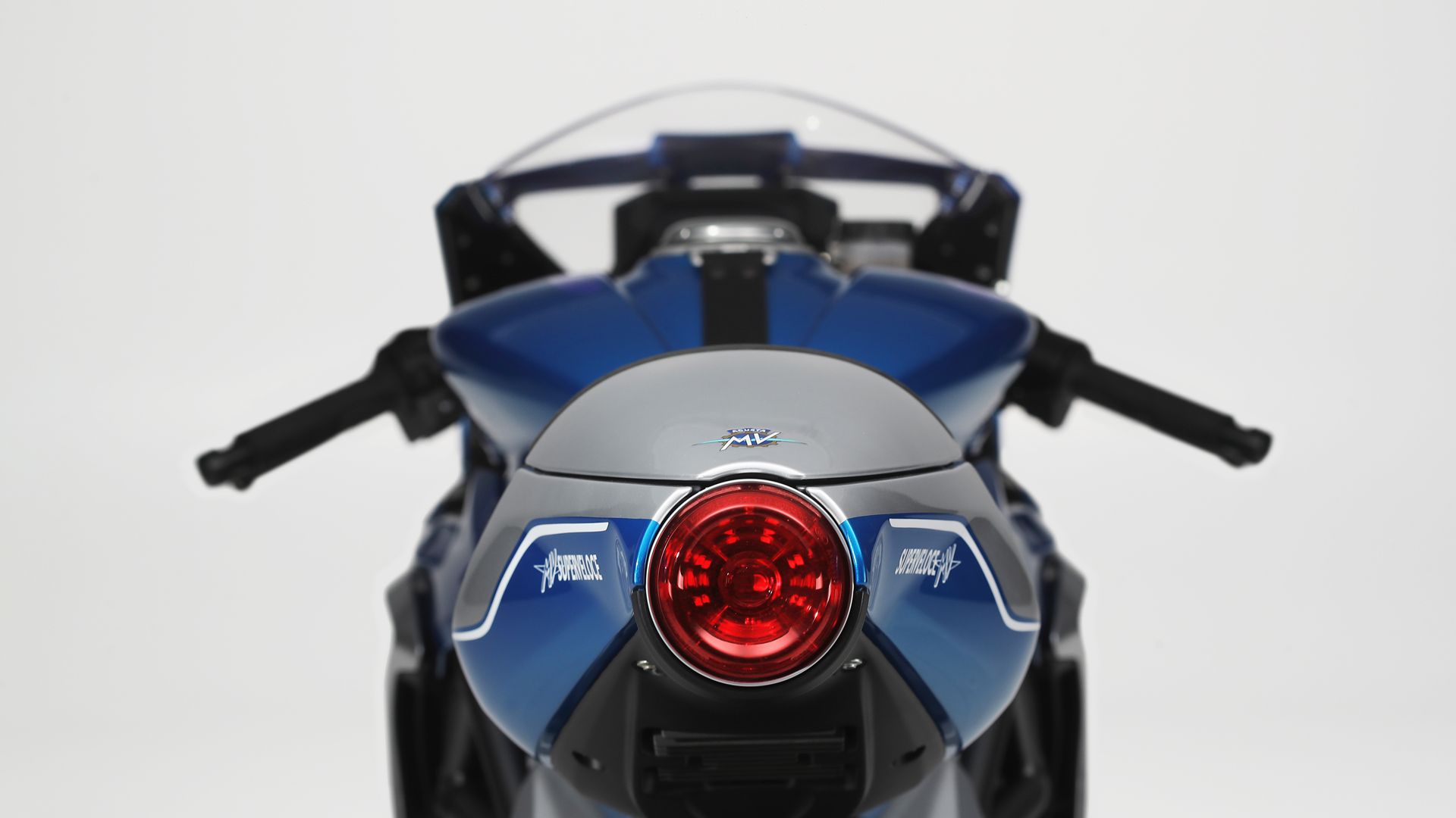 MV Agusta Superveloce Alpine 23