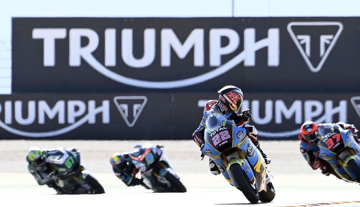 efecto triumph moto2 (2) efecto triumph moto2 (2)