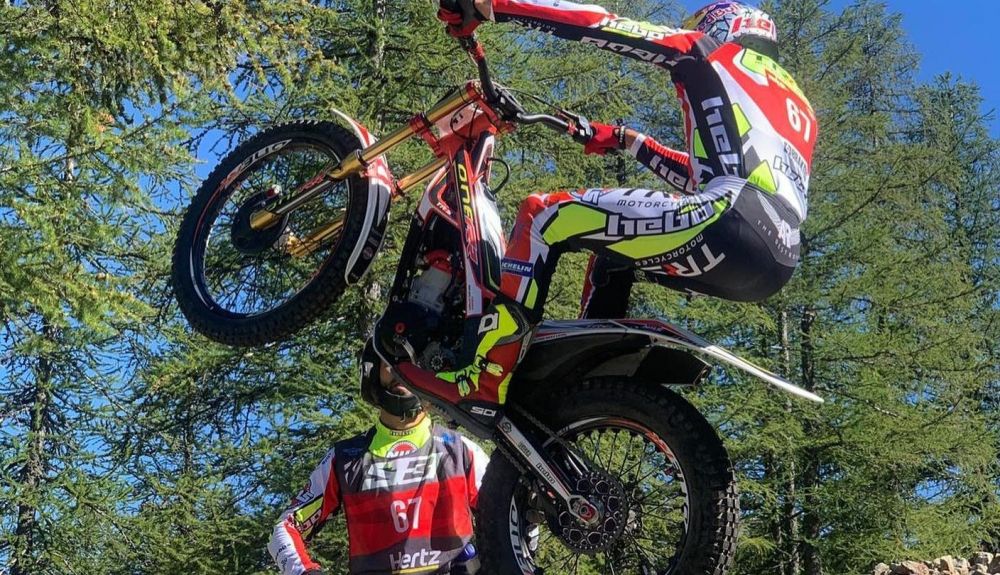 Adam Raga (TRRS)
