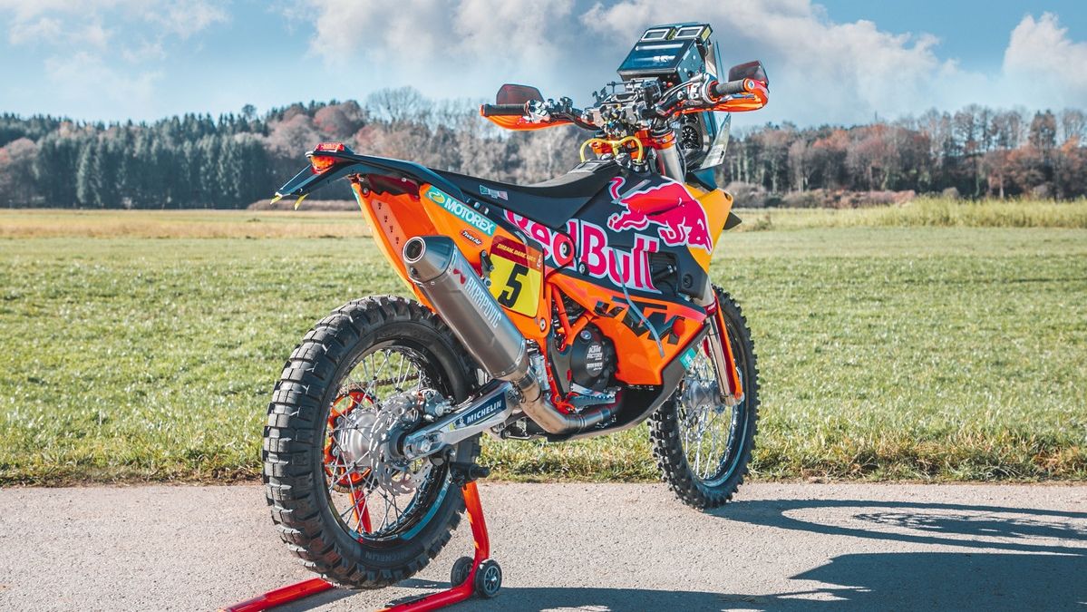 KTM 450 Rally trasera